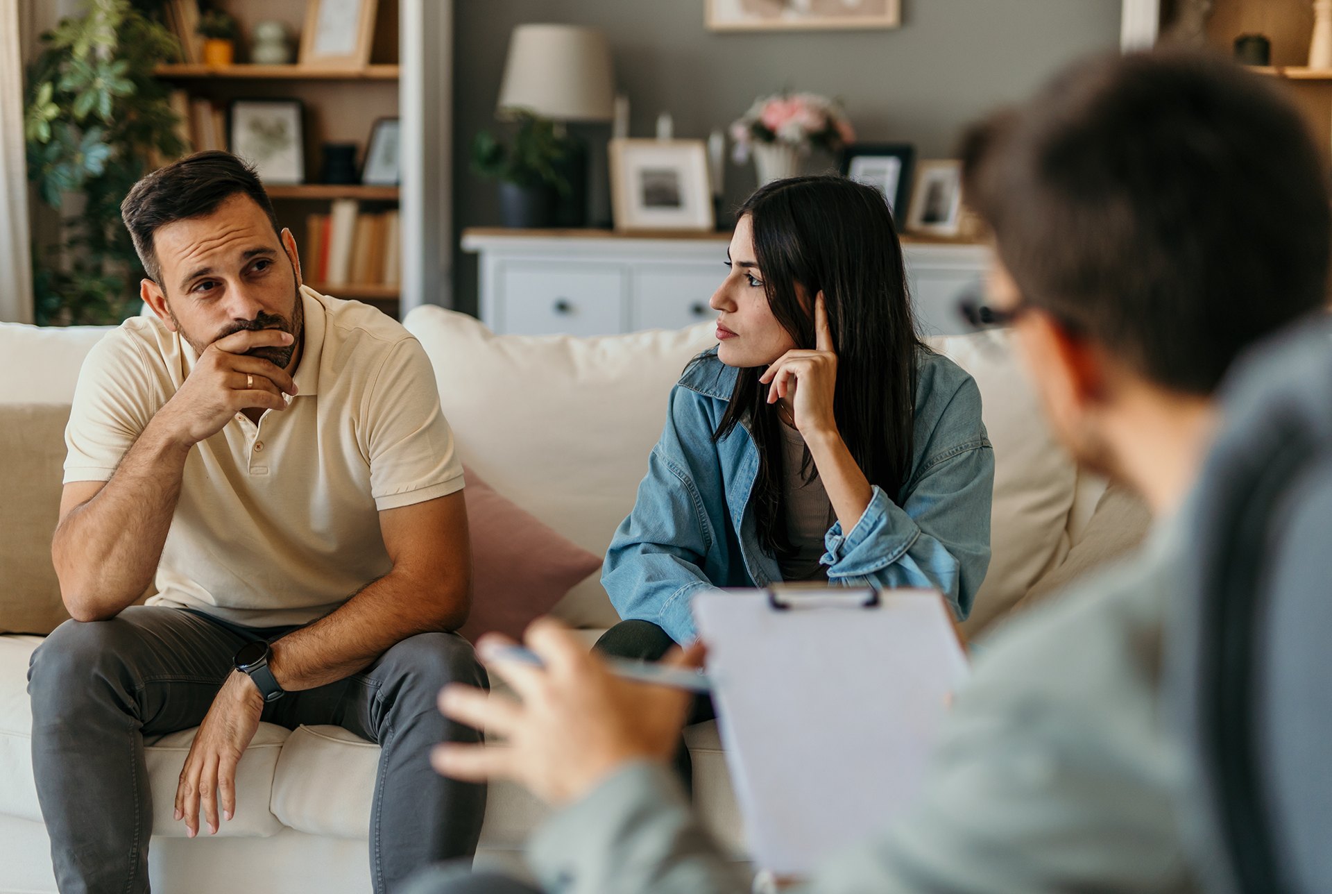 Family involvement in mental health treatment during an outpatient therapy session.